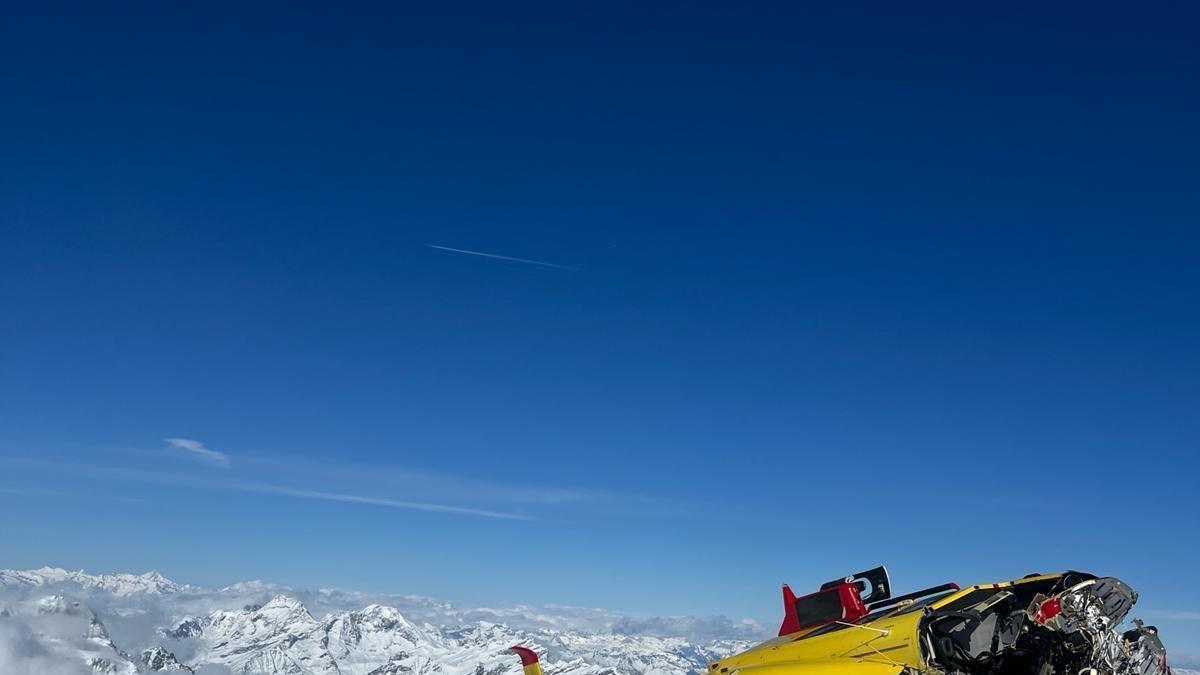 Monte Rosa, Precipita Un Elicottero Del 118. Quattro Persone A Bordo ...