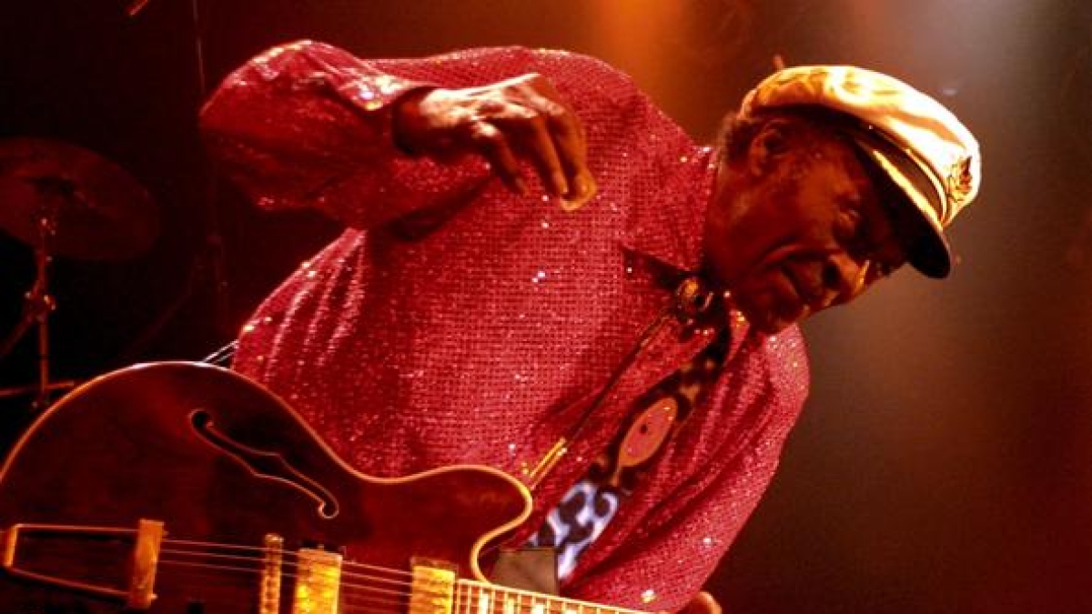 Chuck Berry moriva 9 anni fa: i lavori prima di diventare famoso, il matrimonio durato quasi 70 anni, 7 segreti