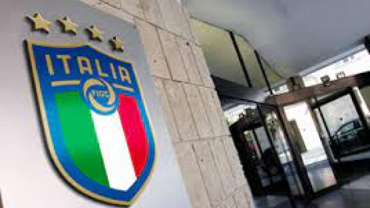 Video intimo rubato alla dipendente della Roma, la donna al procuratore  Figc: «Pronta a denunciare chi ha diffuso le immagini» | Corriere.it