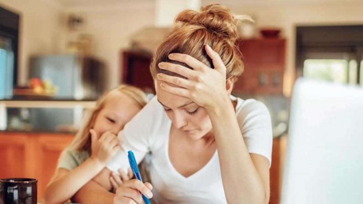 L’Italia non è un paese per mamme: una su cinque lascia il lavoro dopo il primo figlio