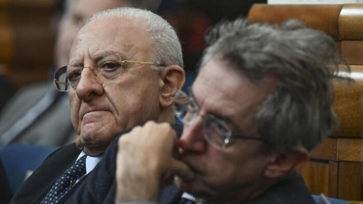 Governance Poll, Manfredi è terzo ex aequo con Leccese (Bari). Governatori, De Luca «scivola» all'ottavo posto