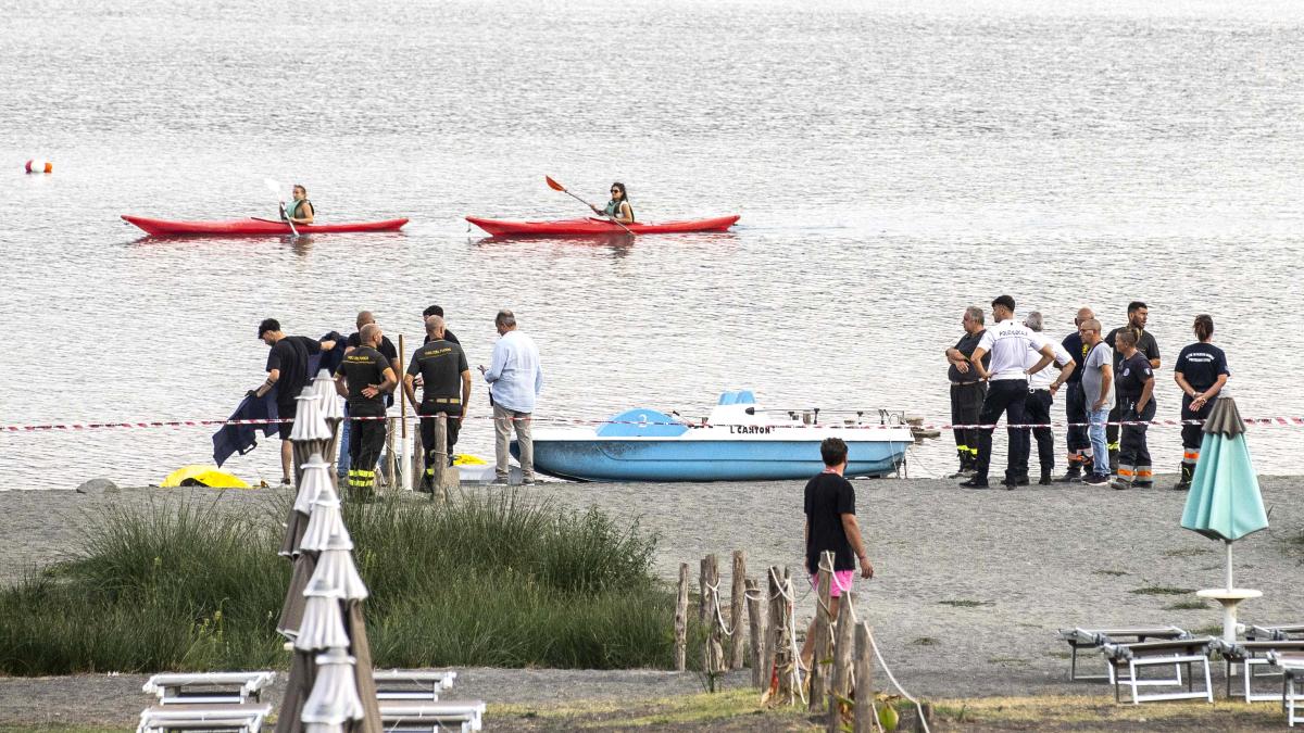 Cinque ordigni bellici nel lago di Albano: area evacuata, sul posto gli artificieri