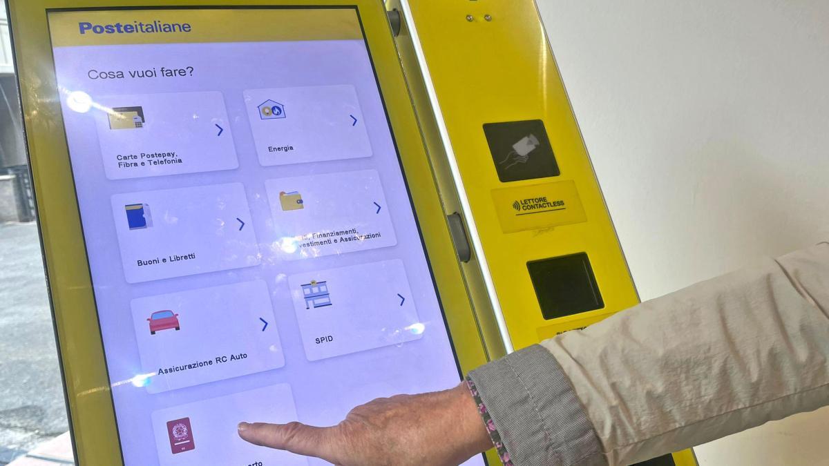 Poste, lo Stato mette in vendita il 15%: l’acquisto di azioni in digitale (con l’Internet banking) #adessonews