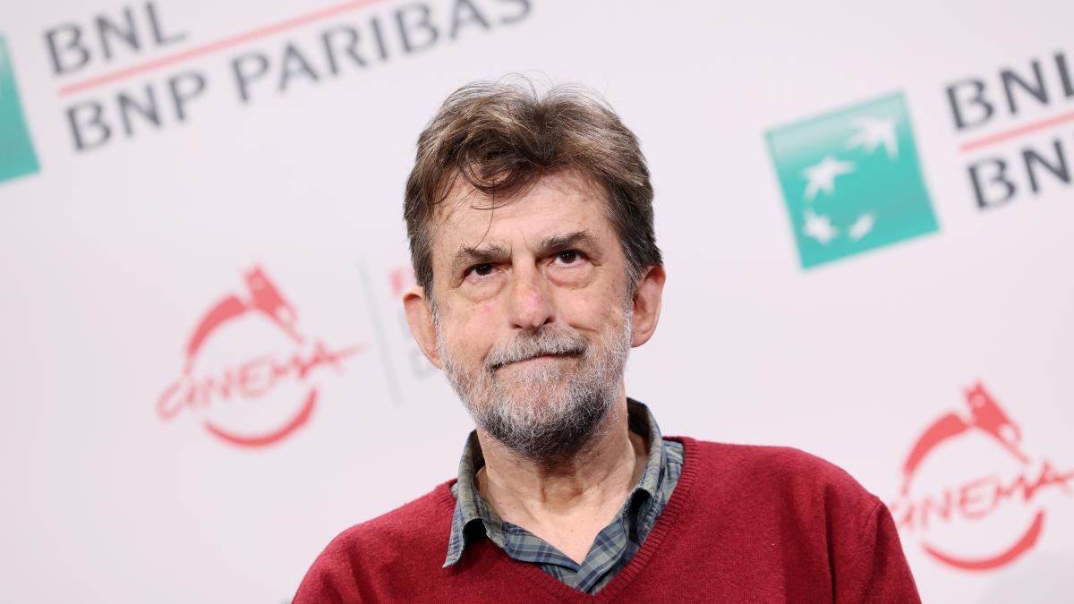 Nanni Moretti ha avuto un infarto, il video registrato: «Sto bene». Dimesso, va in sala al Nuovo Sacher di Roma