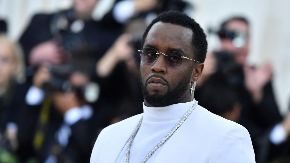 Il caso P Diddy fa tremare lo star system Usa. Dei suoi party Ashton Kutcher disse: «So tante cose che non posso raccontare». I silenzi di Jay-Z e Jennifer Lopez