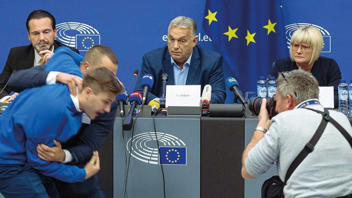 Orbán si prepara al test dell’Aula: non lascio la Ue, voglio cambiarla