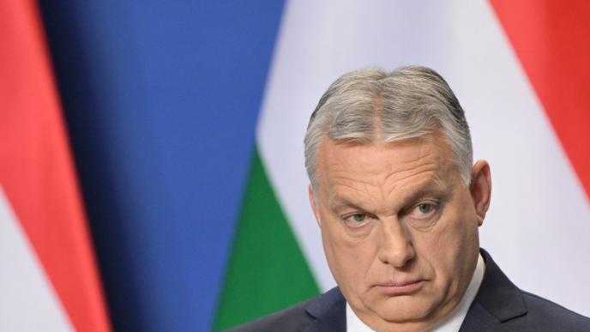 «Basta Gay Pride». Sì tra le proteste alla legge di Orbán
