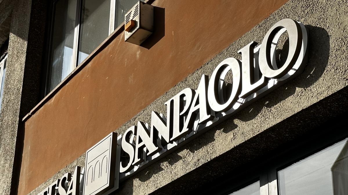 Intesa Sanpaolo, perché ha comprato 11 bitcoin per un milione? È la prima  grande banca italiana che investe in criptovalute | Corriere.it