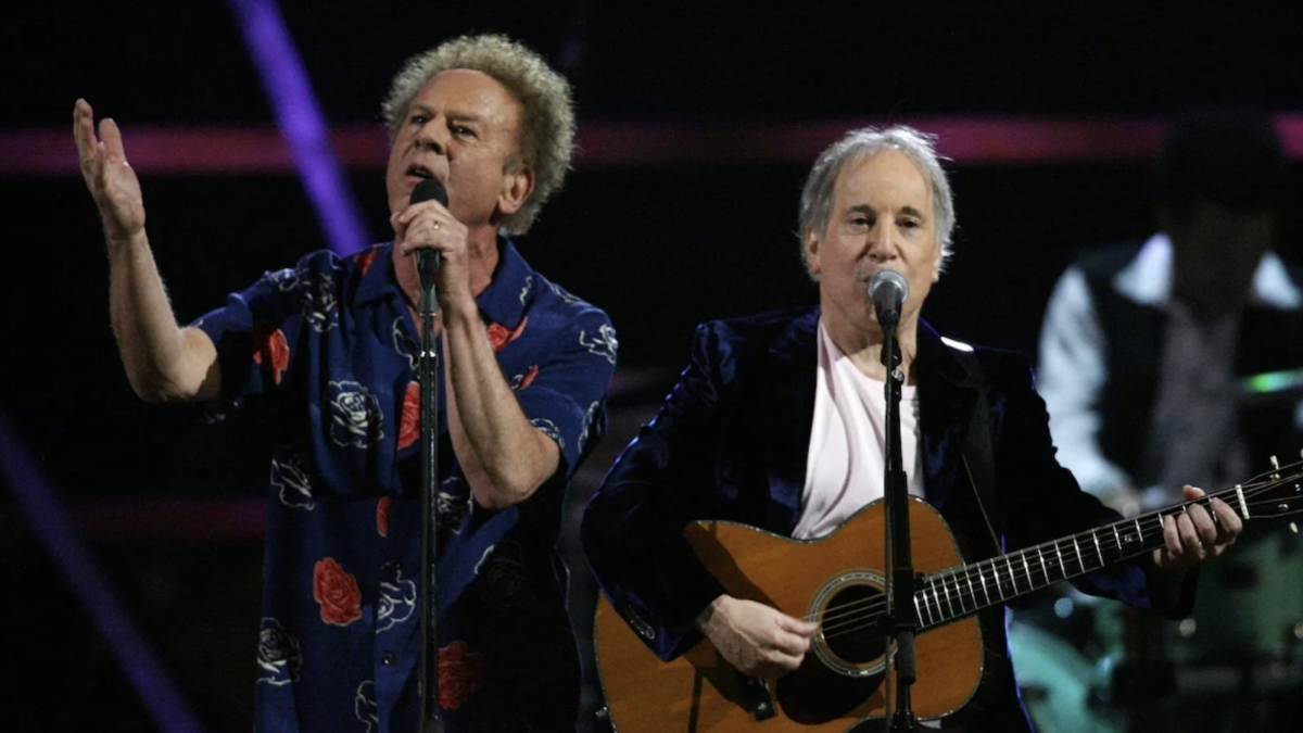 Art Garfunkel rivela: «Io e Paul Simon ci siamo incontrati, abbiamo pranzato, abbiamo pianto e ci siamo abbracciati»