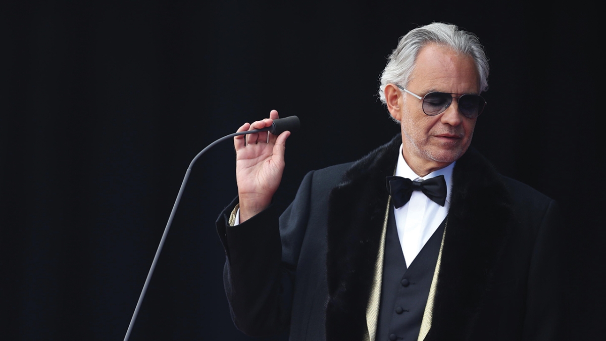 Bocelli, Berlusconi e gli altri che spostano gli equilibri nella classifica della ricchezza per città: ecco perché Portofino e Lajatico in Toscana non hanno rivali
