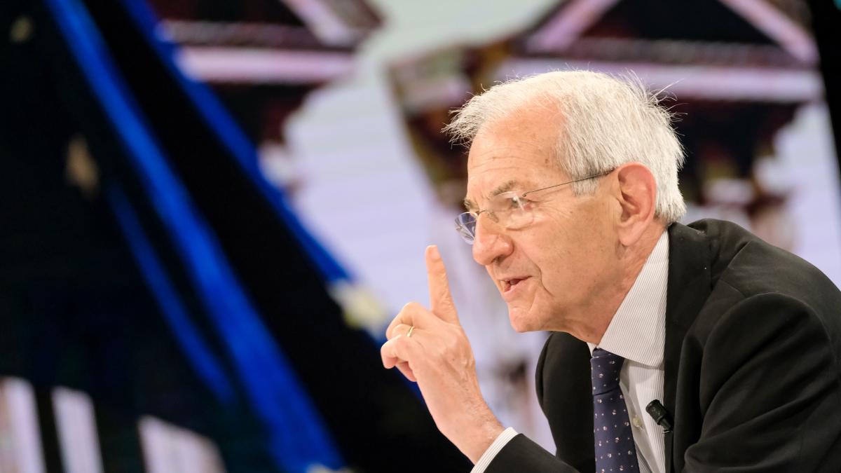 Roma, uno studio per la strategia di sicurezza nazionale: «Demolire il crimine organizzato, formare i cittadini alla liberaldemocrazia»