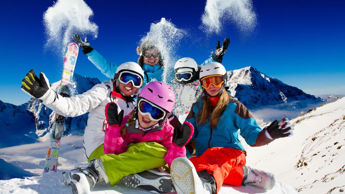 Sport invernali: i benefici per bambini e ragazzi (anche mentali) di sci e snowboard