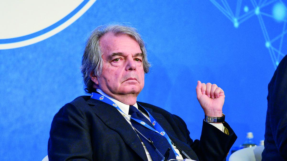 Brunetta si aumenta lo stipendio, irritazione di Meloni: «Inopportuno». E lui fa marcia indietro