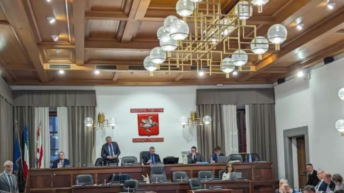 Salario minimo, il Governo impugna la legge toscana: è il terzo fronte aperto tra Firenze e Roma alla Consulta