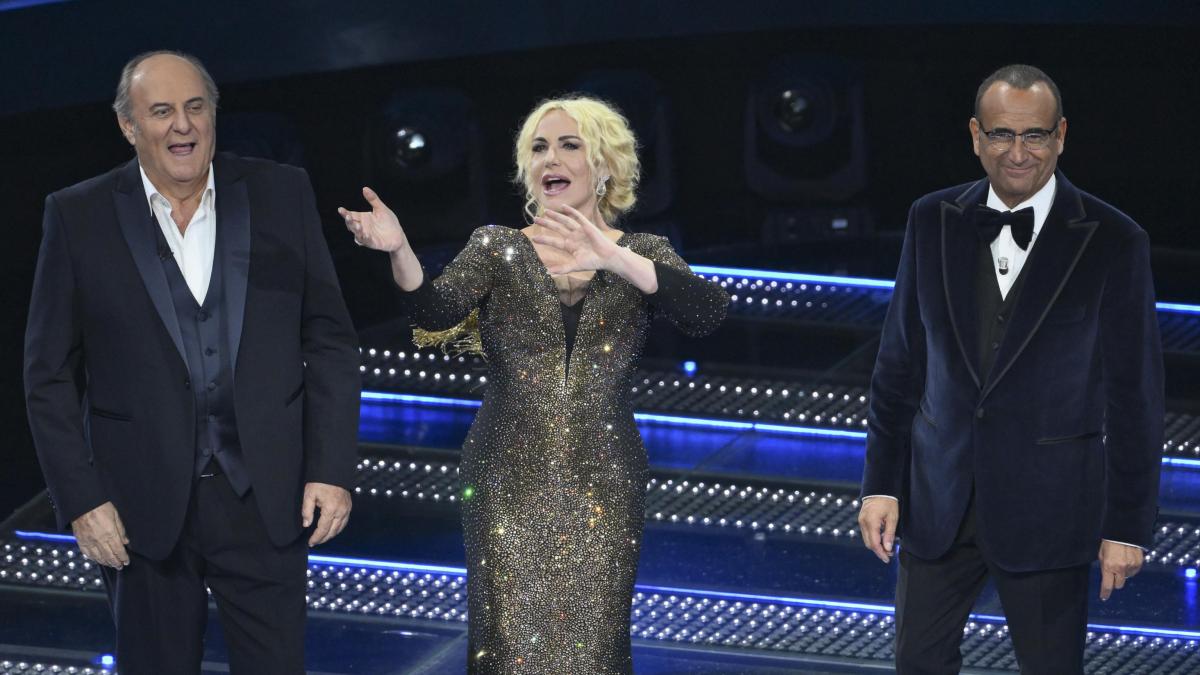 La scaletta della seconda serata di Sanremo 2025: cantanti, orari, ospiti