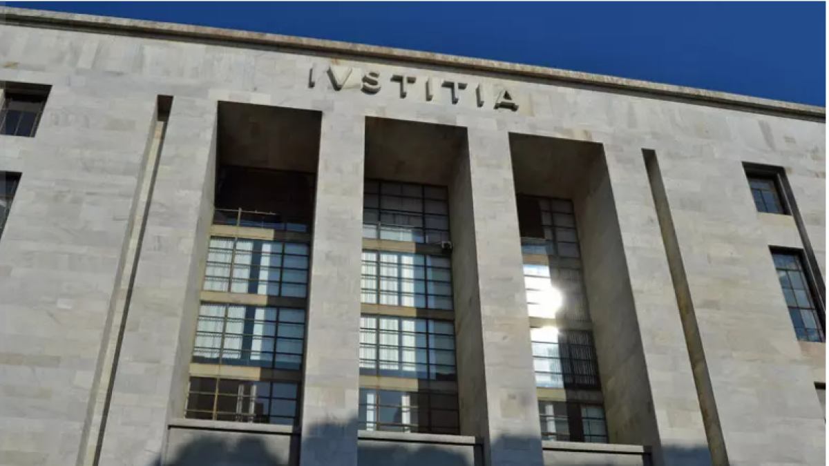 Stalking, minacciava la sua avvocata dopo la causa di divorzio «finita male»: «Io ti rovino», ex moglie condannata a 8 mesi