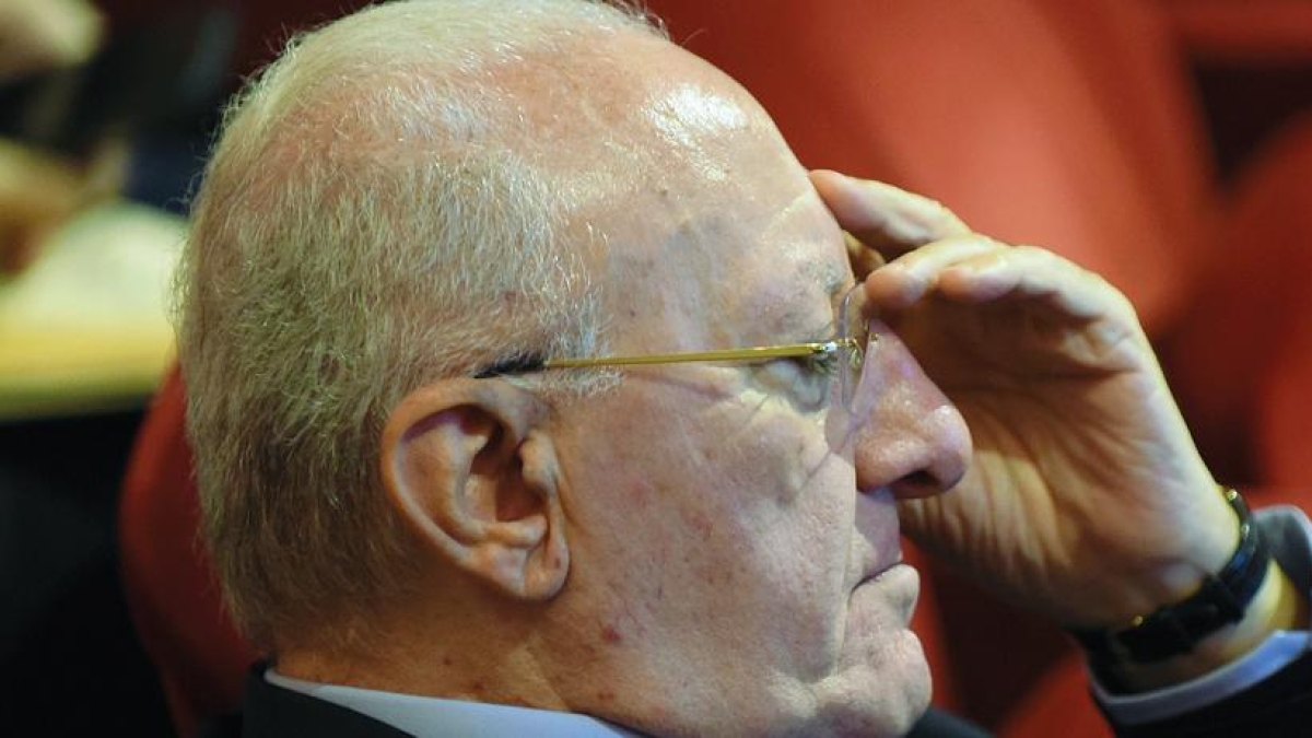 Consulta boccia terzo mandato, ironia di De Luca sulla «altissima Corte»: «Ora si apre una stagione d'alto valore morale». Spunta l'ipotesi lista civica