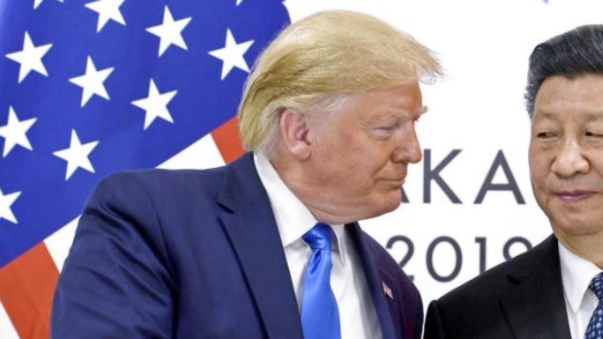 Allarme Cottarelli: Il Debito Americano, la Vera Minaccia per l'Economia Globale e i Dazi di Trump