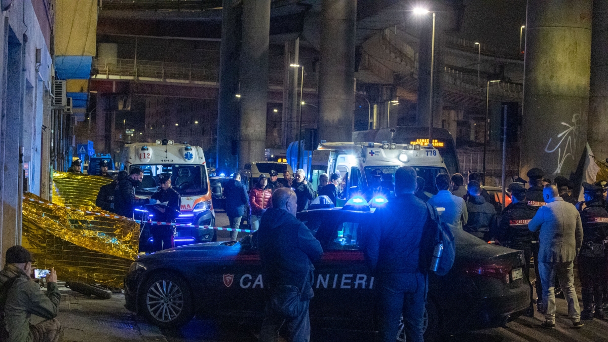 Agguato a Roma, un uomo e una donna uccisi in via Prenestina: caccia a due killer in moto. «È stata un'esecuzione»
