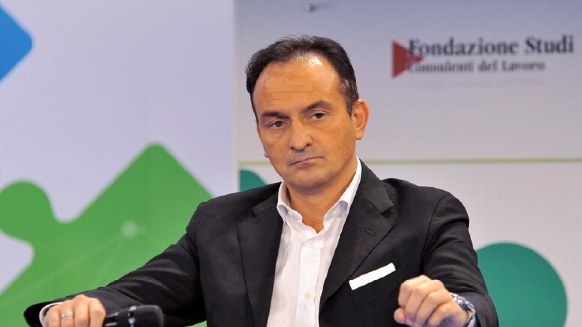 «Gli alpini in Russia contro Stalin per la nostra libertà», la gaffe del governatore Cirio. Il Pd: «Parole offensive»