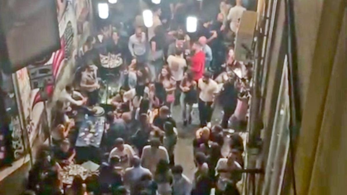 Movida e rumore, dietro front del Tribunale di Napoli: non dimostrato il danno alla salute, ordinanze annullate