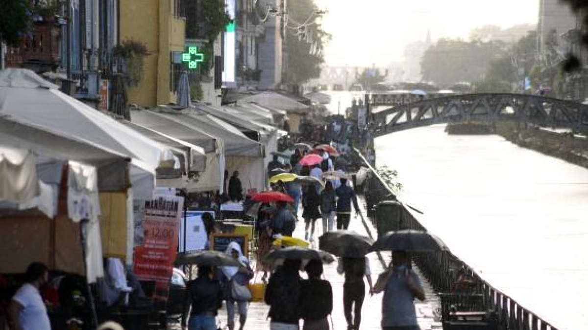 Previsioni meteo venerdì 18 aprile, Milano e Lombardia tra nuvole, pioggia e freddo. Anche Pasqua tempo instabile