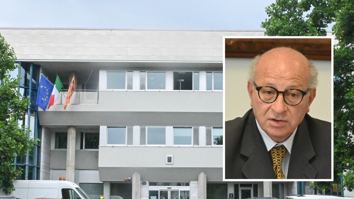 Selvazzano Dentro, sospetta corruzione: indagati il sindaco Claudio Piron e un consigliere comunale