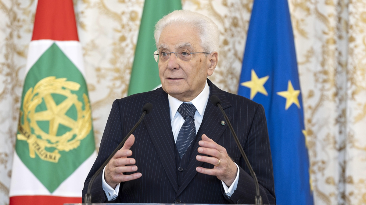 Mattarella e le stragi di migranti. «Non possiamo voltare le spalle»