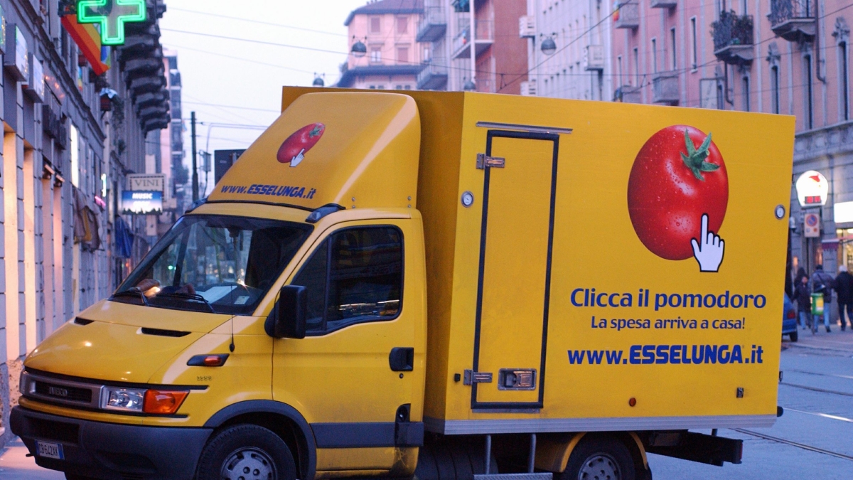 Lo sciopero della spesa a domicilio Esselunga nel weekend di Pasqua: «Risarciremo i clienti»