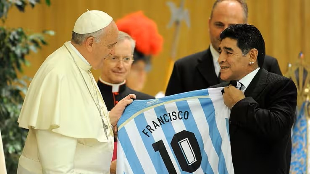 Papa Francesco e la sua Passione per lo Sport: San Lorenzo, Maradona e l'Insegnamento di Sinner sulla Resilienza