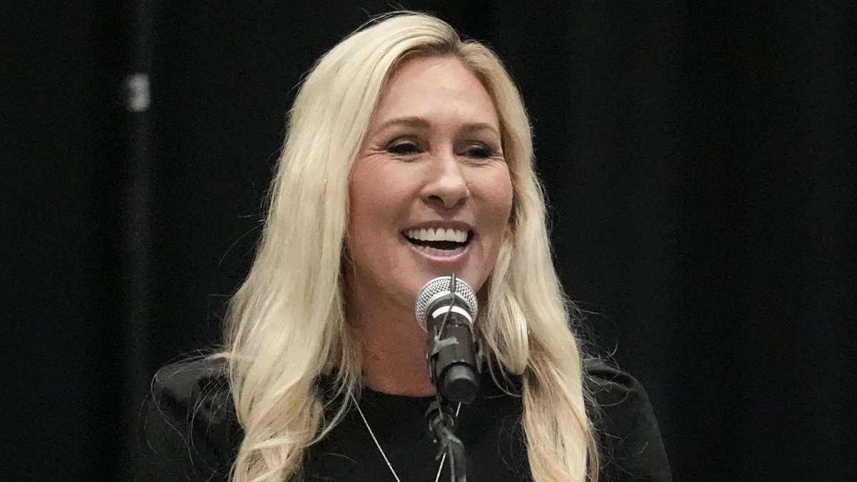 La deputata trumpiana esulta per la morte di papa Francesco: «Il male sconfitto per mano di Dio». Insulti dai follower