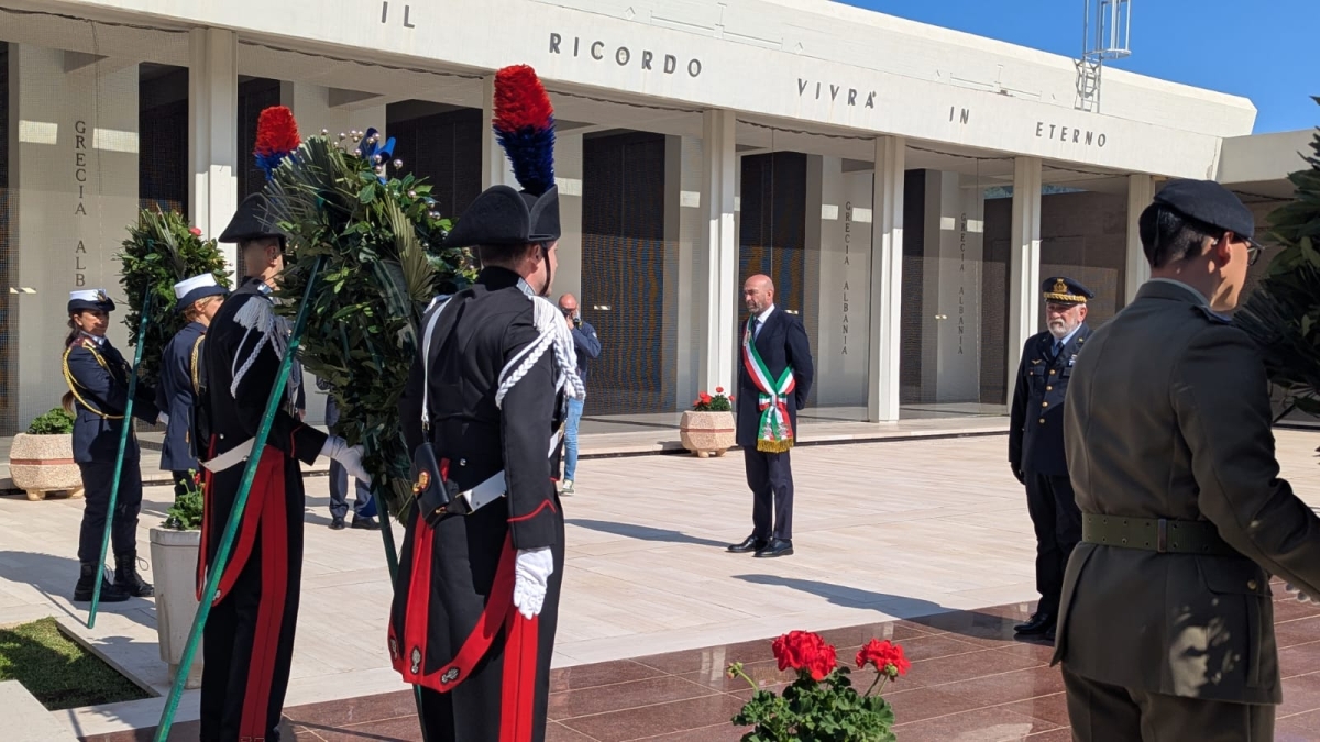 Il 25 aprile a Bari, il sindaco Leccese: «Questa è una festa di tutti». Sisto: «Governo dà a questa cerimonia il valore che ha e merita»