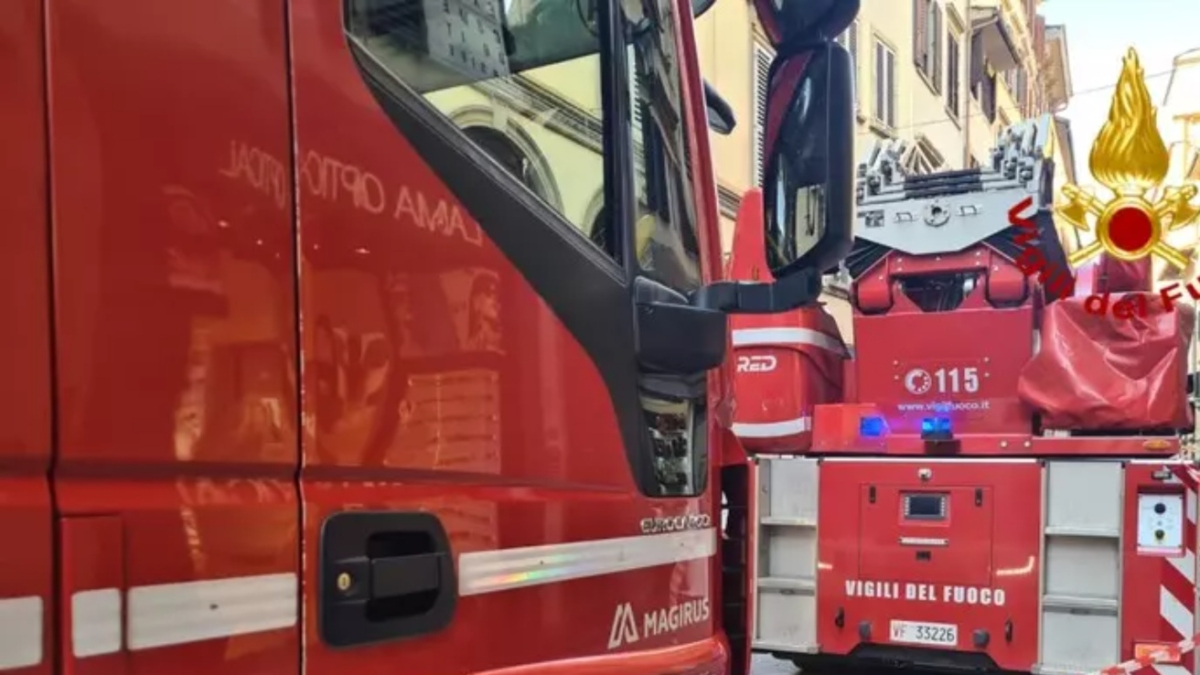 Firenze, si rompe un tubo di scarico: 60 persone di 2 condomini accusano malori per l'acqua contaminata