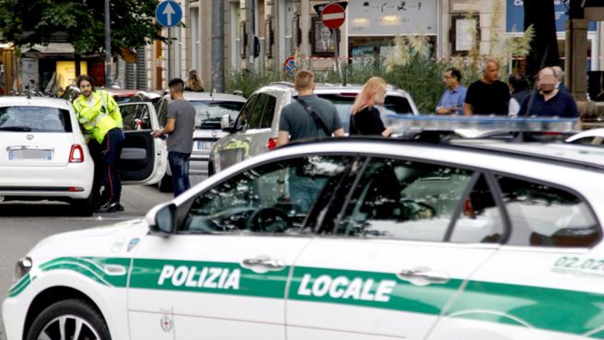 Milano, la polizia locale sospende 11 licenze tra minimarket e discoteche per non aver rispettato gli orari di vendita degli alcolici