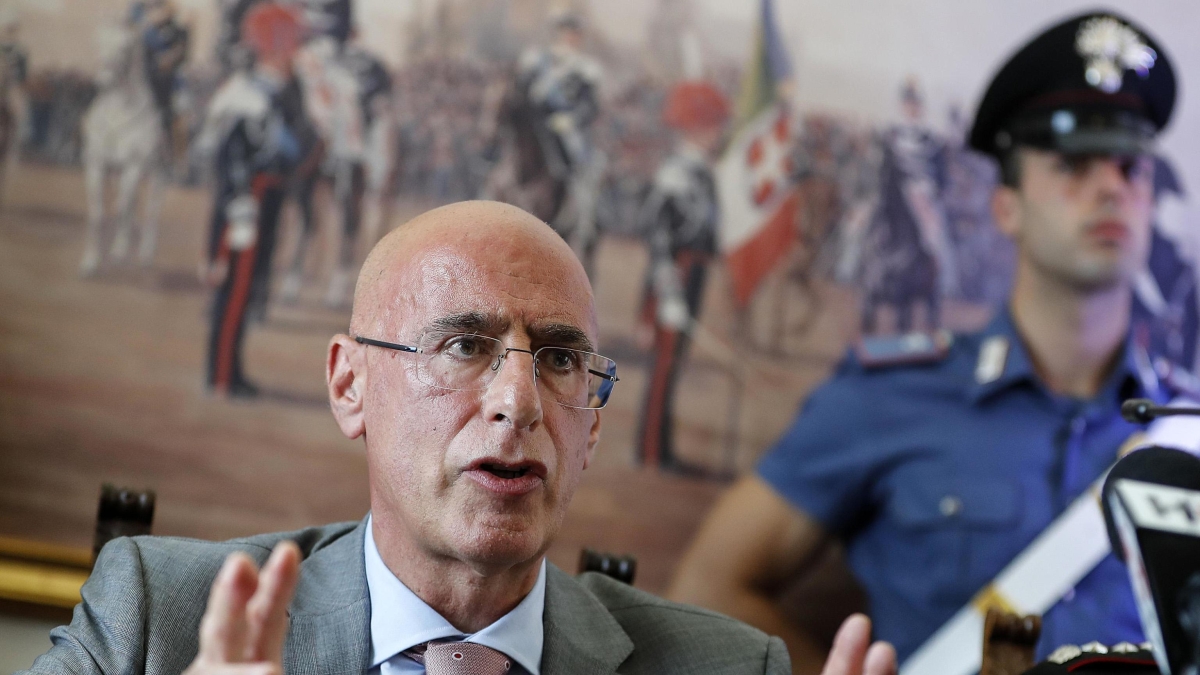 Il procuratore aggiunto dell'Antimafia Michele Prestipino lascia la toga: «Ma sull'indagine contro di me sono tranquillo»