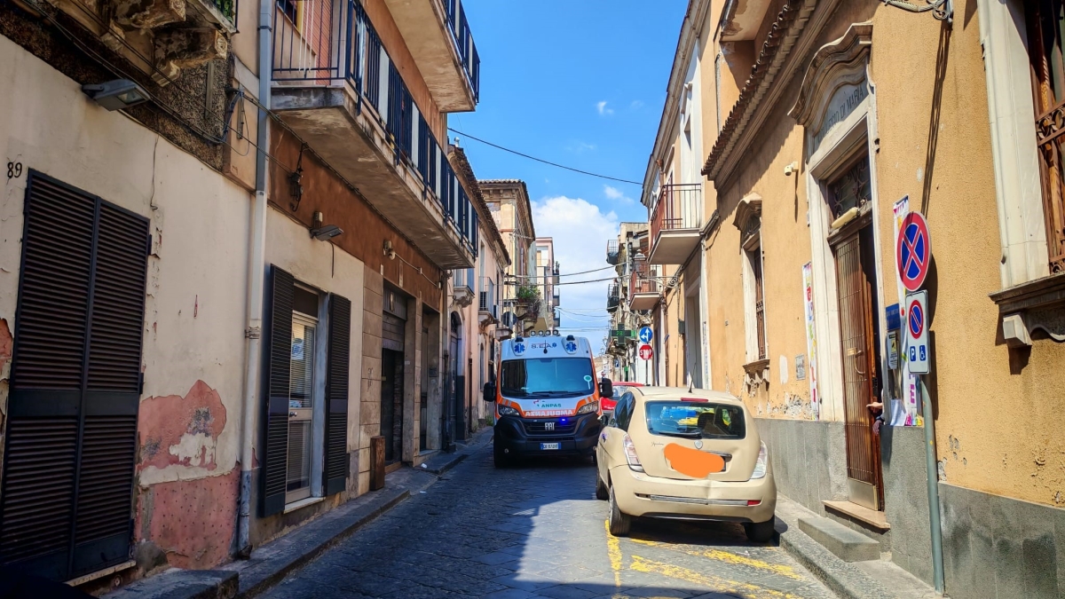 Catania donna da Xml2.corriere.it catania donna uccide la figlia di sette mesi lanciandola dal balcone il papà in ospedale