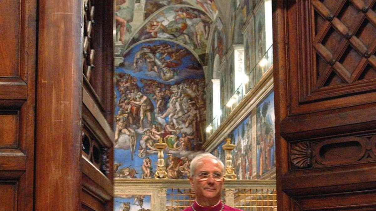 Vita da conclave: finestre chiuse, tv e giornali vietati. E pasti controllati per prevenire il mal di pancia