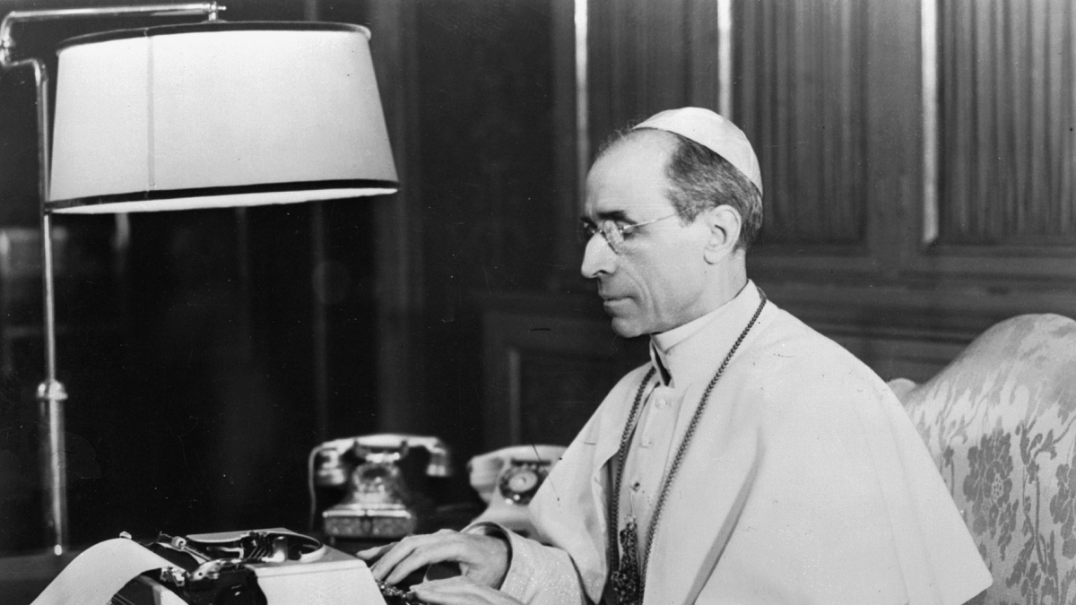 professore esploratore da Xml2.corriere.it il professore esploratore gli articoli sul giornale di farinacci così mussolini cercò di far eleggere il suo papa