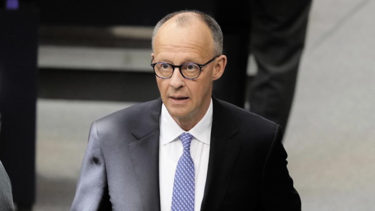 Choc in Germania: Merz al primo turno va sotto di 18 voti e non ottiene i numeri per diventare cancelliere Choc in Germania: Merz al primo turno va sotto di 18 voti e non ottiene i numeri per diventare cancelliere