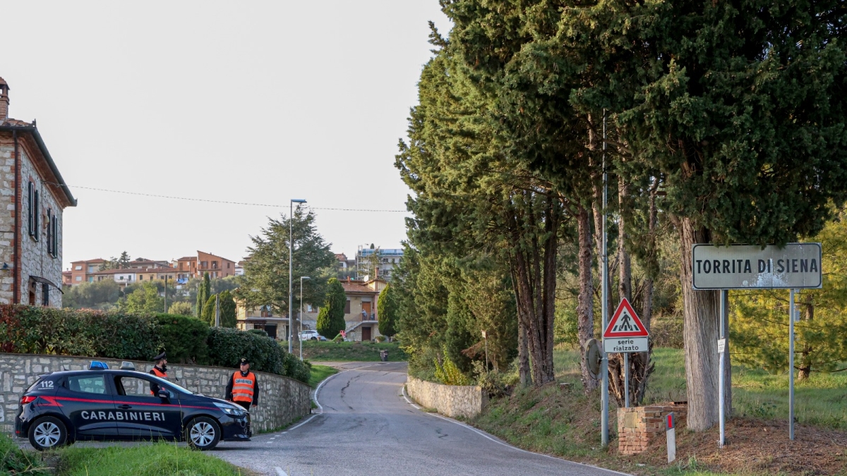 Siena, si accanisce a coltellate contro il venditore di kebab: 18enne arrestato per tentato omicidio e rapina