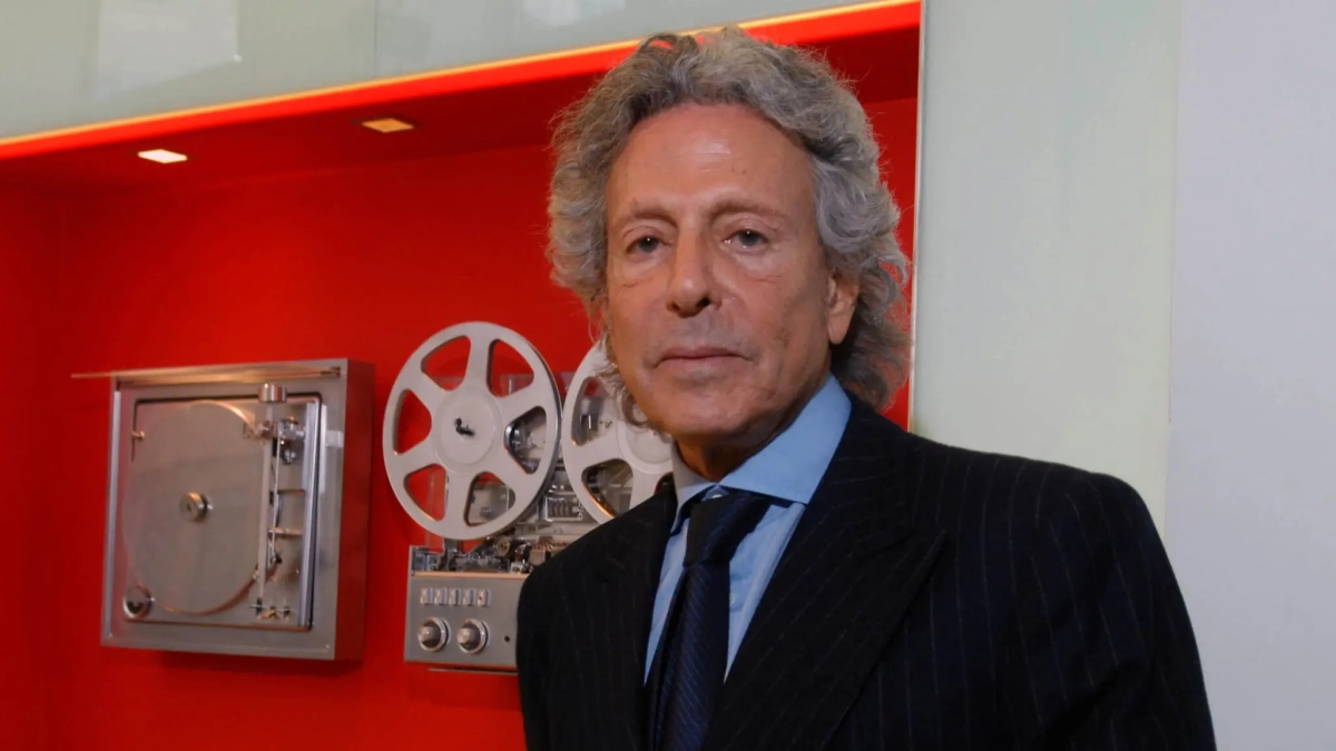 Alberto Hazan: «Nel Far West delle frequenze inventai Radio 105. Cecchetto? Permaloso. A Mazzoli dello Zoo toglievo 500 euro a parolaccia. Kay Rush ora è in un monastero»