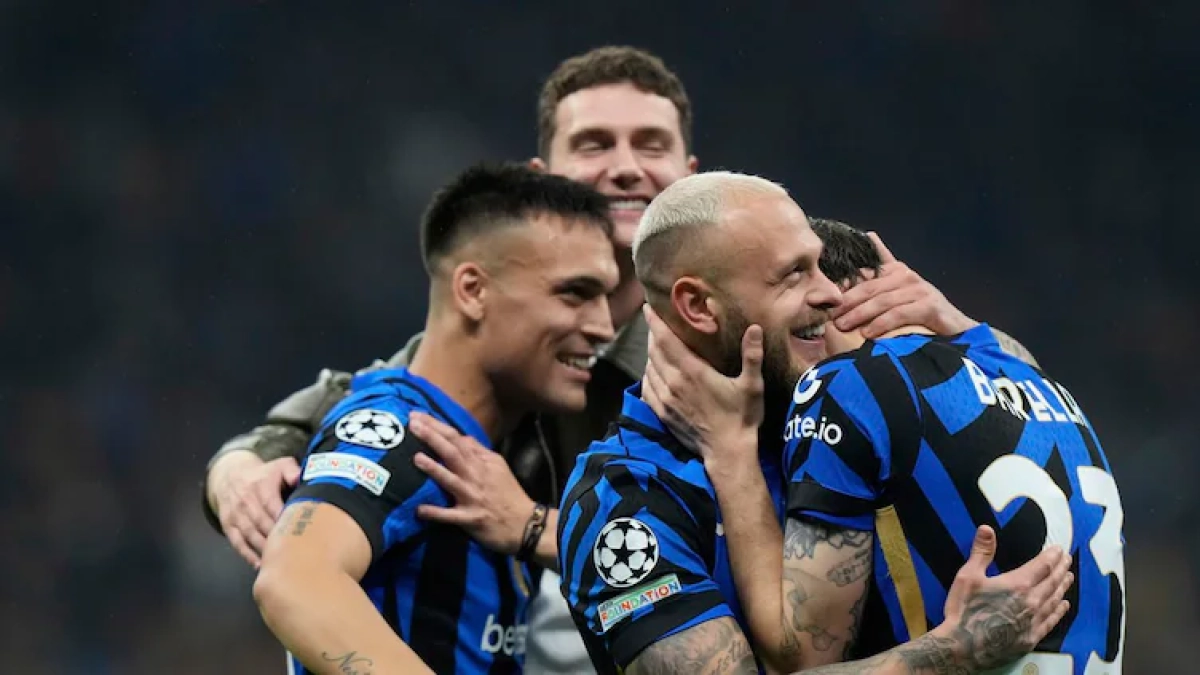 San Siro, 40enne ha un malore dopo la vittoria dell'Inter sul Barcellona: infermiere tifoso lo salva praticandogli il massaggio cardiaco