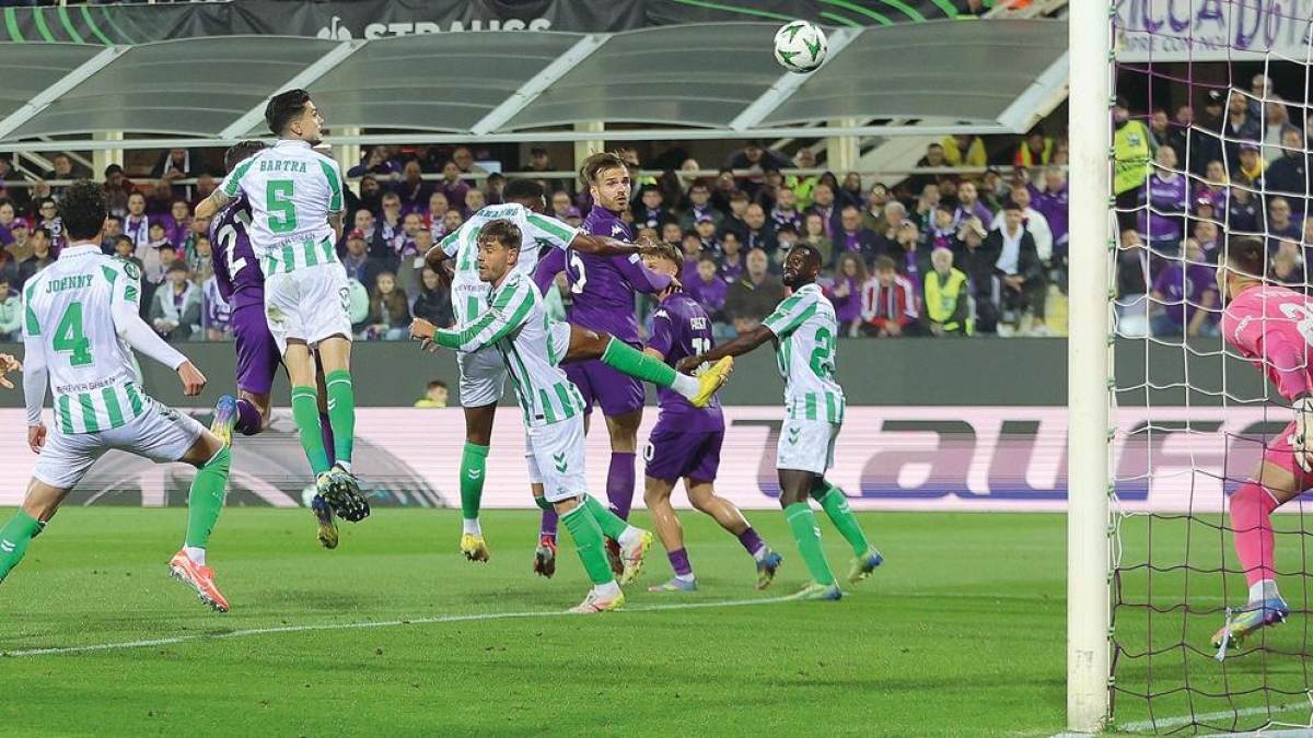 Fiorentina, finale sfumata. La maledizione Conference continua