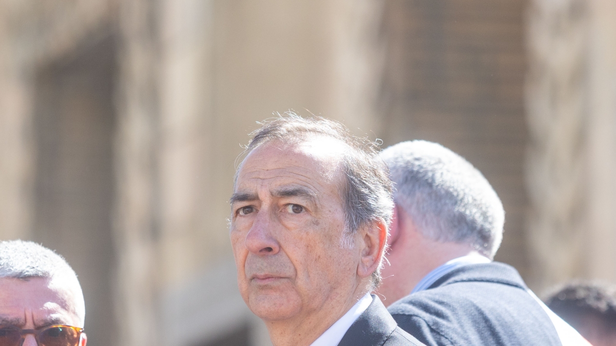 Sala lancia la piazza anti Remigration: «Raduno inutile e dannoso». Anche Schlein, Renzi e Landini a San Babila