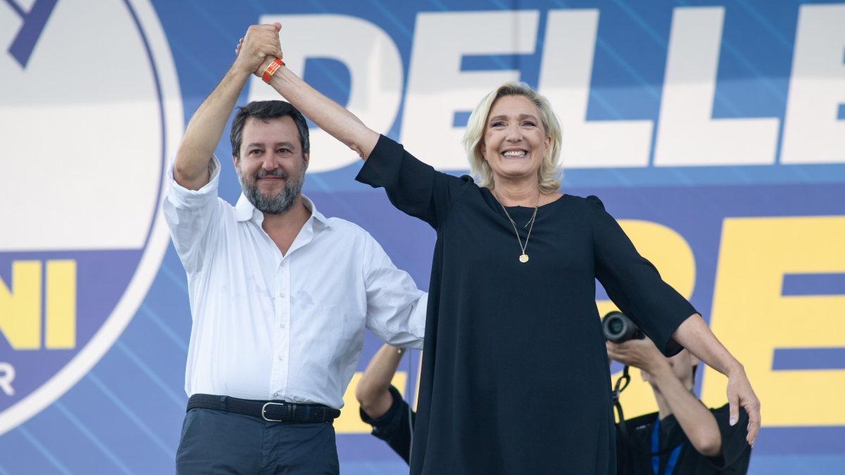 Marine Le Pen: «Salvini ha le mie stesse idee. Macron si è messo nei panni del guerriero per fomentare la guerra»