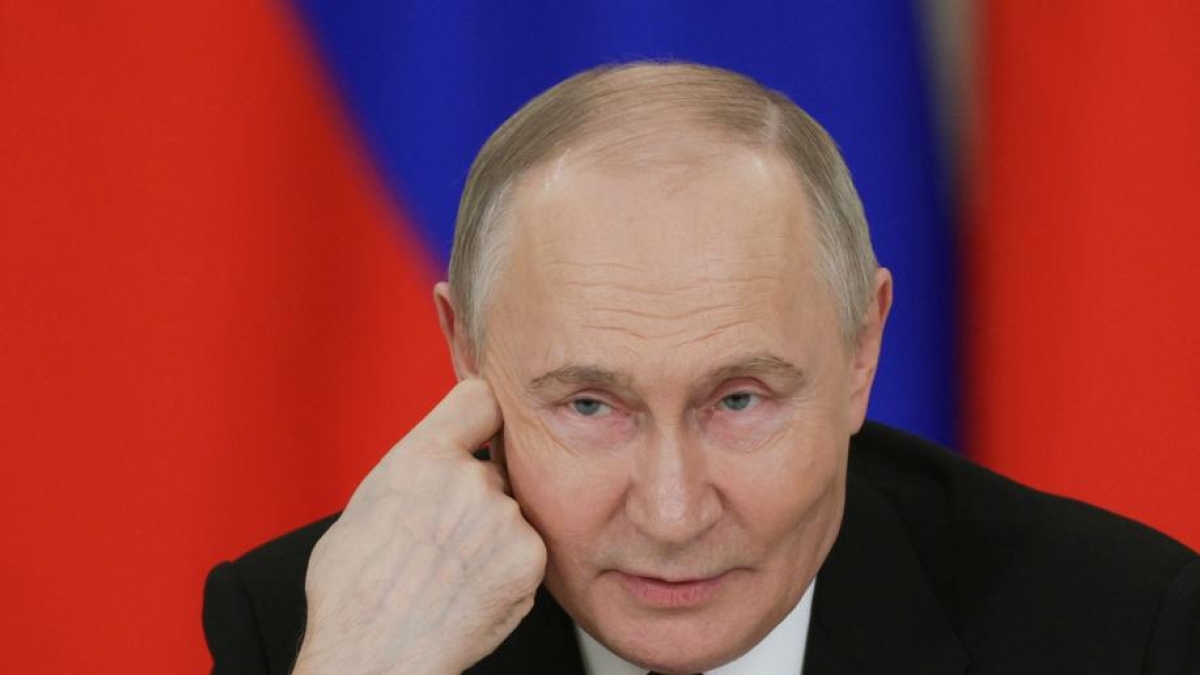 Kiev lo sfida, Putin si nega. E insulta i leader europei. Al Cremlino si rivede Abramovich | Macron: le atomiche francesi in basi alleate Kiev lo sfida, Putin si nega. E insulta i leader europei. Al Cremlino si rivede Abramovich | Macron: le atomiche francesi in basi alleate