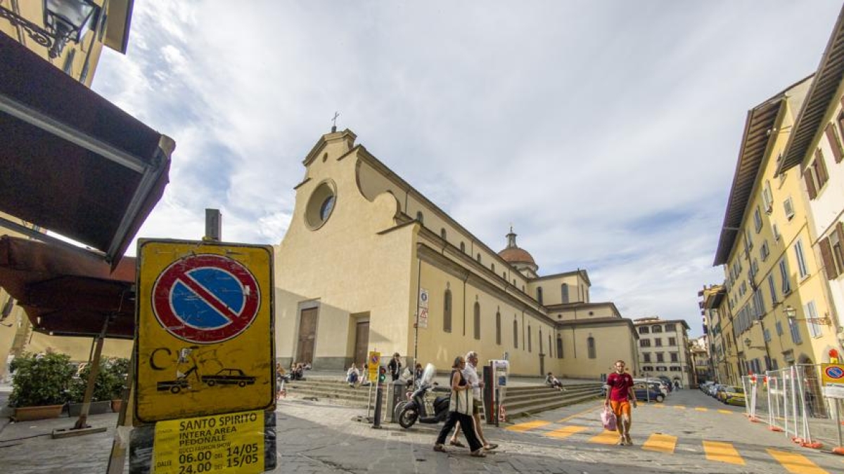 Firenze, la lettera e la piazza in affitto per la sfilata di Gucci: è bufera tra residenti e Comune