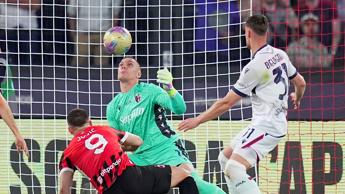 Coppa Italia, la finale Milan Bologna: Maignan blocca Castro, poi super Skorupski su Jovic Diretta 0 0 Coppa Italia, la finale Milan Bologna: Maignan blocca Castro, poi super Skorupski su Jovic Diretta 0 0