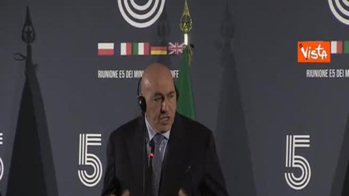 Cinque ministri della Difesa europea riuniti a Roma. Crosetto: «Cambiare passo per essere più credibili»