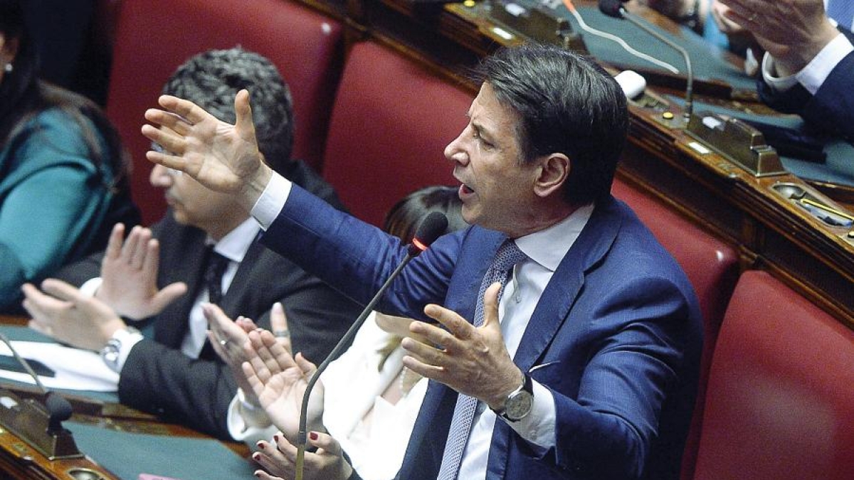 Conte: «Anche Trump snobba la premier Meloni. A livello internazionale le giravolte si pagano caro»